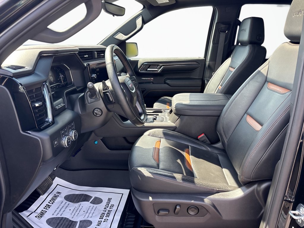 Used 2024 GMC Sierra 1500 AT4 w/ Technology Package AWD/4WD image 26