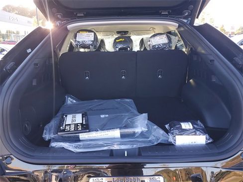 New 2025 Kia EV6 Wind image 8