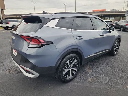 Used 2025 Kia Sportage EX w/ Premium Package image 5