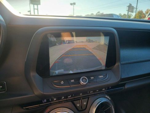 Used 2017 Chevrolet Camaro SS image 21