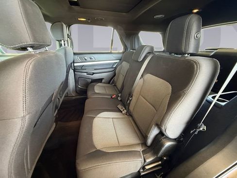 Certified 2017 Ford Explorer XLT w/ Equipment Group 201A image 16