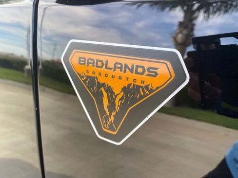 New 2026 Ford Bronco Badlands image 28