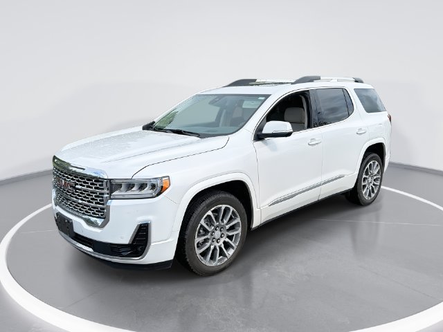 Certified 2023 GMC Acadia Denali w/ Denali Ultimate Package AWD/4WD image 1