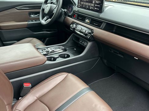 New 2026 Honda Pilot Touring image 27