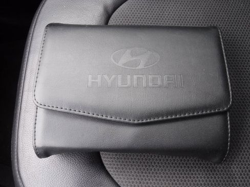 Used 2014 Hyundai Tucson SE image 30
