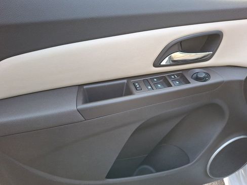 Used 2015 Chevrolet Cruze LTZ w/ Sun, Sound and Sport Package FWD image 8