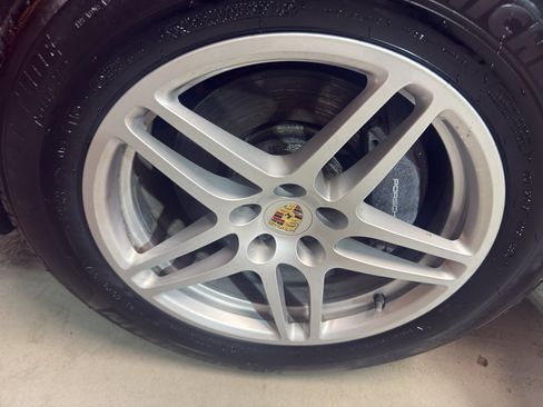 Used 2017 Porsche Macan image 33