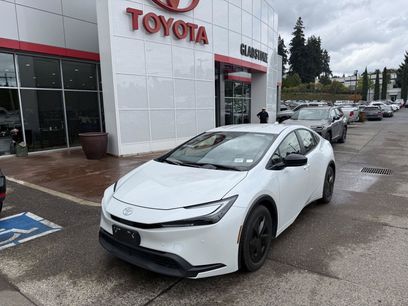 Used 2025 Toyota Prius LE