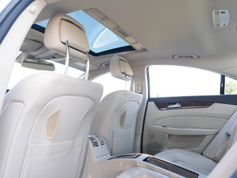 Used 2018 Mercedes-Benz CLS 550 image 17