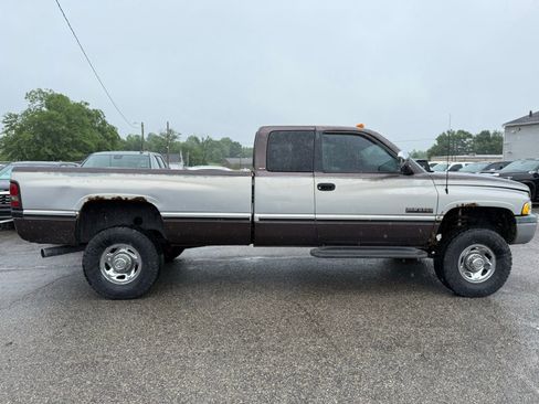 Used 1997 Dodge Ram 2500 Truck 4x4 Club Cab image 6