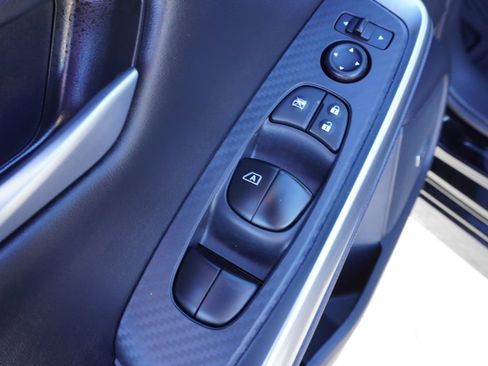 Certified 2025 Nissan Sentra SR w/ SR Premium Package image 16