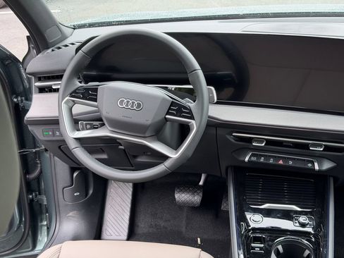 New 2026 Audi Q3 quattro 2.0T AWD/4WD image 20