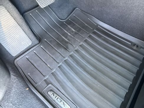 Certified 2025 Acura MDX SH-AWD w/ Technology Package image 17