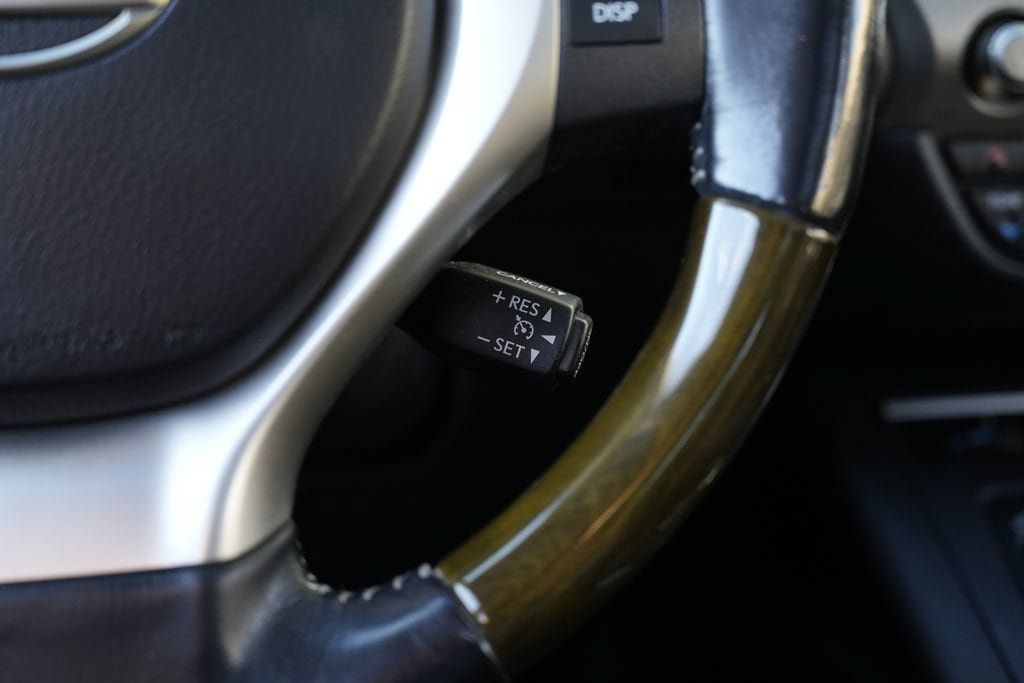 Used 2015 Lexus ES 350 w/ Ultra Luxury Package FWD image 49