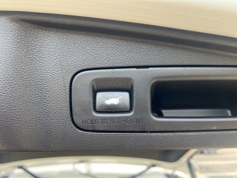 Used 2019 Honda CR-V EX-L image 8