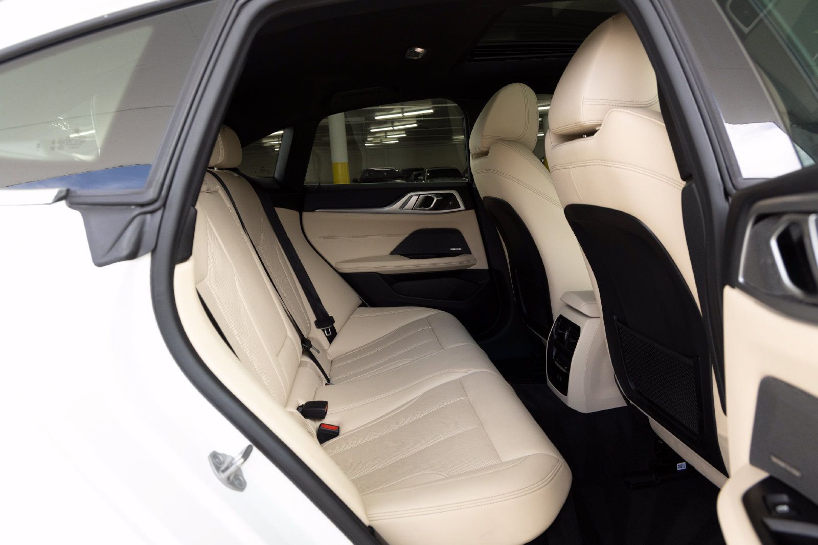 Used 2023 BMW i4 eDrive40 w/ Premium Package RWD image 24