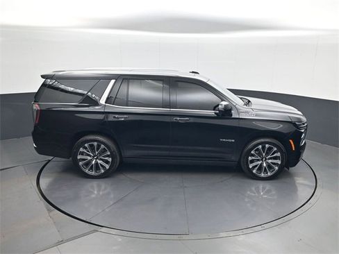 Certified 2025 Chevrolet Tahoe High Country image 17