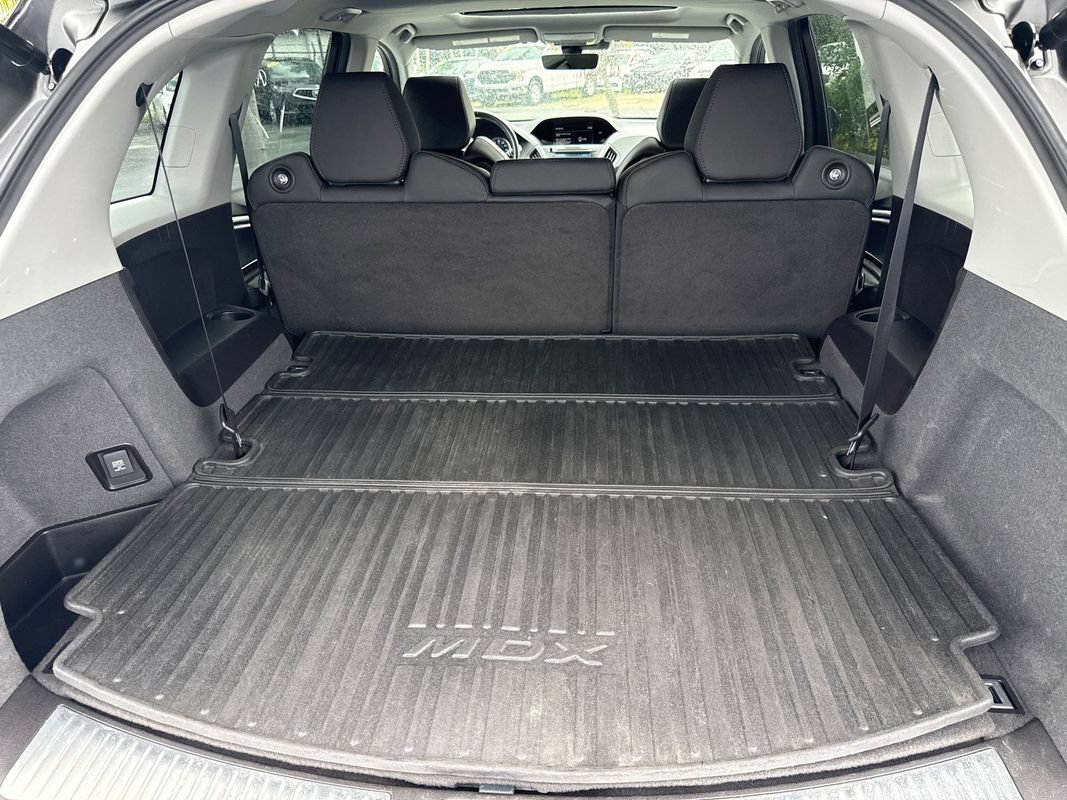 Used 2020 Acura MDX SH-AWD image 29