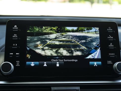 Certified 2022 Honda Accord Sport image 31