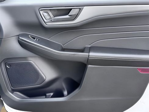 New 2026 Ford Escape Active image 25