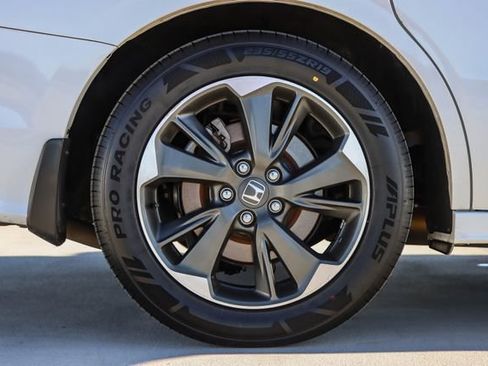 Certified 2023 Honda Odyssey Elite image 10