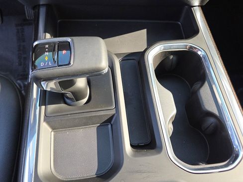 Used 2023 Chevrolet Silverado 1500 LT Trail Boss w/ LT Trail Boss Premium Package image 32