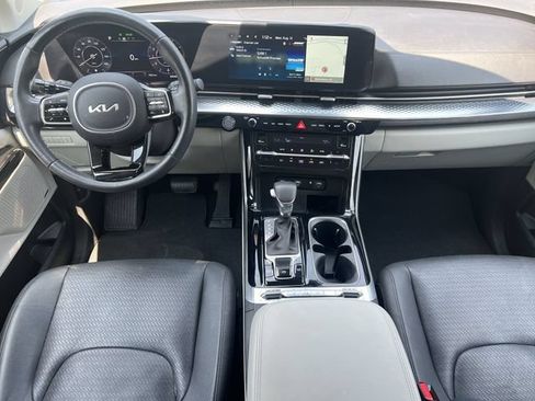 Used 2024 Kia Carnival SX Prestige FWD image 17