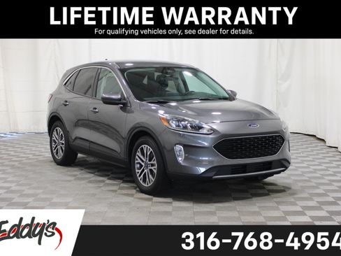 Used 2022 Ford Escape SEL w/ Technology Package FWD image 1