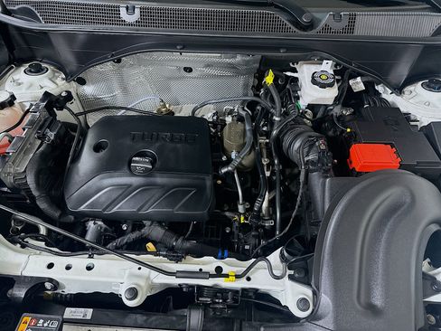 Used 2022 Buick Encore GX Essence w/ Advanced Technology Package FWD image 34