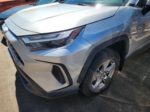 Used 2023 Toyota RAV4 XLE w/ Convenience Package AWD/4WD image 5