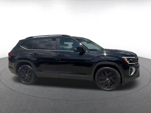 Used 2026 Volkswagen Atlas SE AWD/4WD image 13