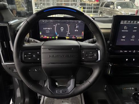 Used 2026 GMC Hummer EV SUV AWD/4WD image 18