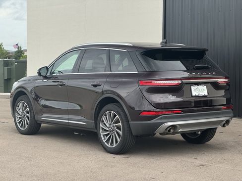 Used 2023 Lincoln Corsair Reserve w/ Equipment Group 201A image 3