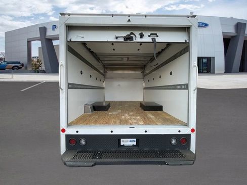 New 2024 Ford E-450 and Econoline 450 Super Duty w/ Driver's Safety Package RWD image 29