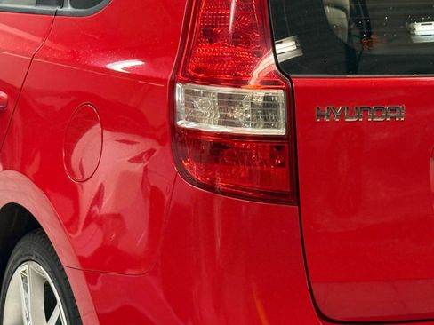 Used 2010 Hyundai Elantra SE image 12