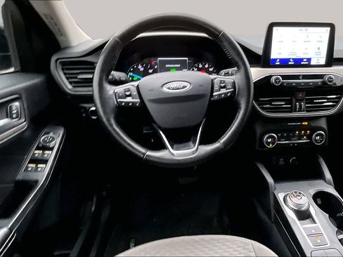 Used 2021 Ford Escape SE w/ SE Sport Appearance Package FWD image 8