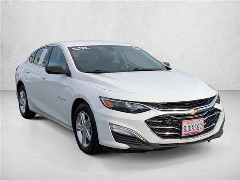 Used 2019 Chevrolet Malibu LS image 3