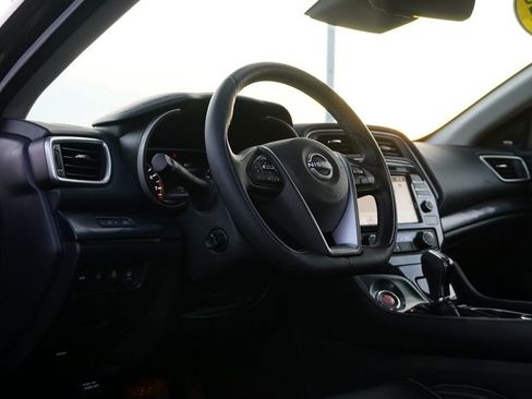Used 2023 Nissan Maxima Platinum w/ Sport Mat Group image 11