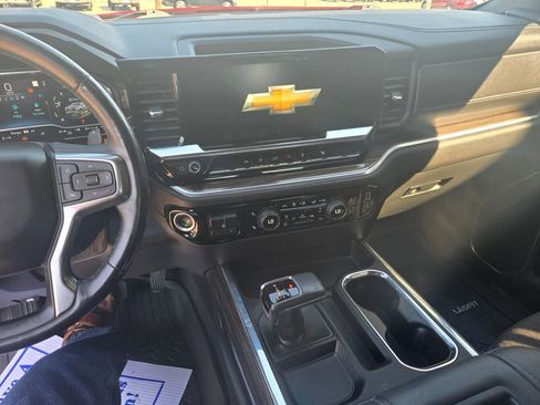 Used 2022 Chevrolet Silverado 1500 LT w/ LPO, Dark Essentials Package image 9