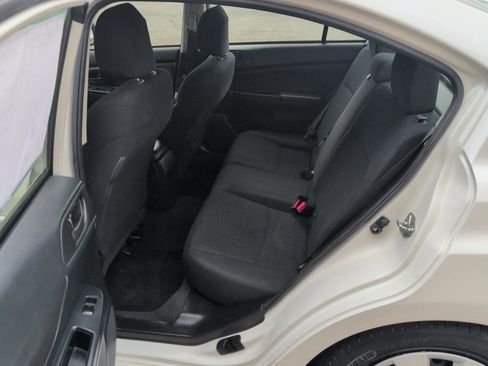 Used 2014 Subaru Impreza 2.0i image 10