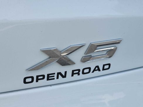 Used 2022 BMW X5 xDrive40i w/ Parking Assistance Package AWD/4WD image 30