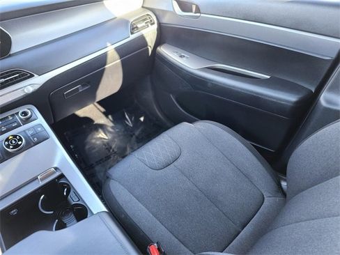 Used 2021 Hyundai Palisade SE image 15