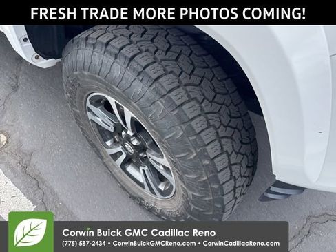 Used 2019 Toyota Tacoma TRD Sport w/ TRD Premium Sport Package image 7