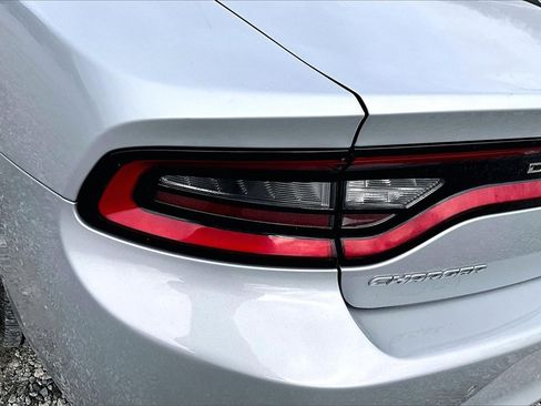 Used 2020 Dodge Charger SXT w/ Leather Interior Group image 25