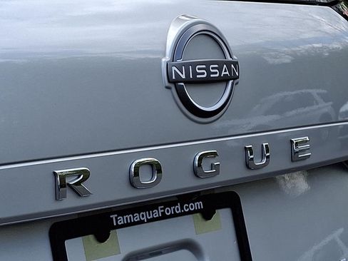 Used 2023 Nissan Rogue SV AWD/4WD image 28