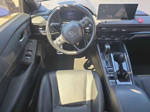 Used 2023 Honda Accord Sport image 15