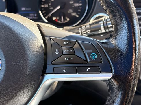 Used 2020 Nissan Rogue Sport SL image 19