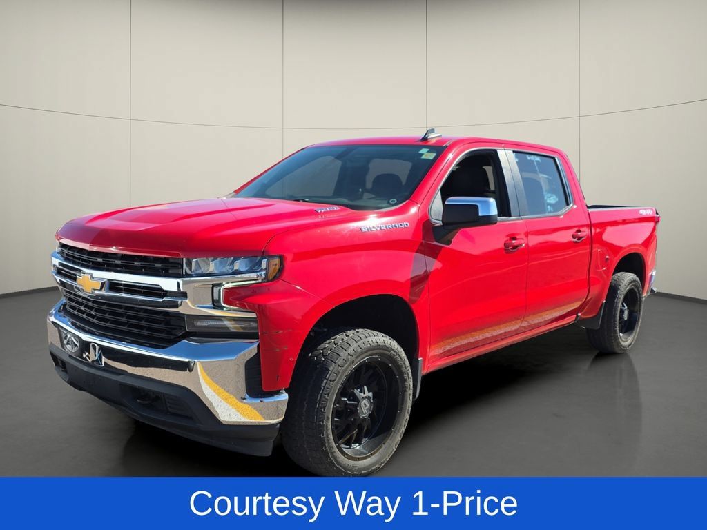Used 2021 Chevrolet Silverado 1500 LT w/ Bed Protection Package AWD/4WD image 4