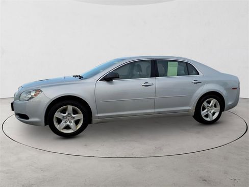 Used 2011 Chevrolet Malibu LS image 9