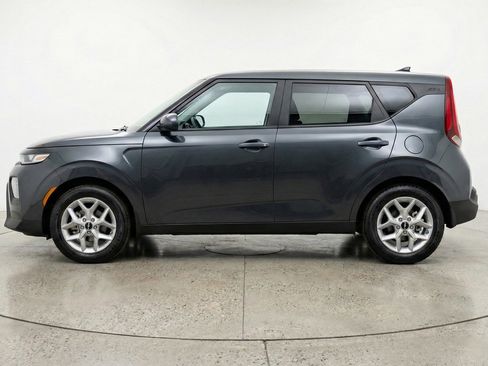 Used 2025 Kia Soul LX w/ LX Technology Package image 5